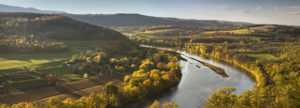 Dolina Pensylwanii i rzeka panoramiczne jesienią